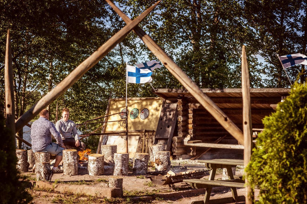 Hotelli Gustavelund Tuusula Exterior photo